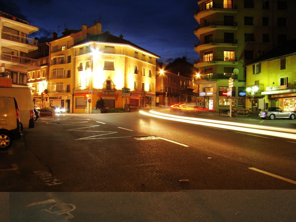 Hôtel Pierre Blanche Chatillon-en-Michaille Exterior foto